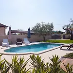 Villa Lory *
