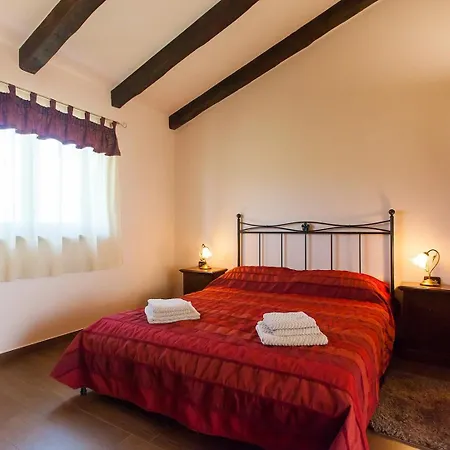 Villa Lory